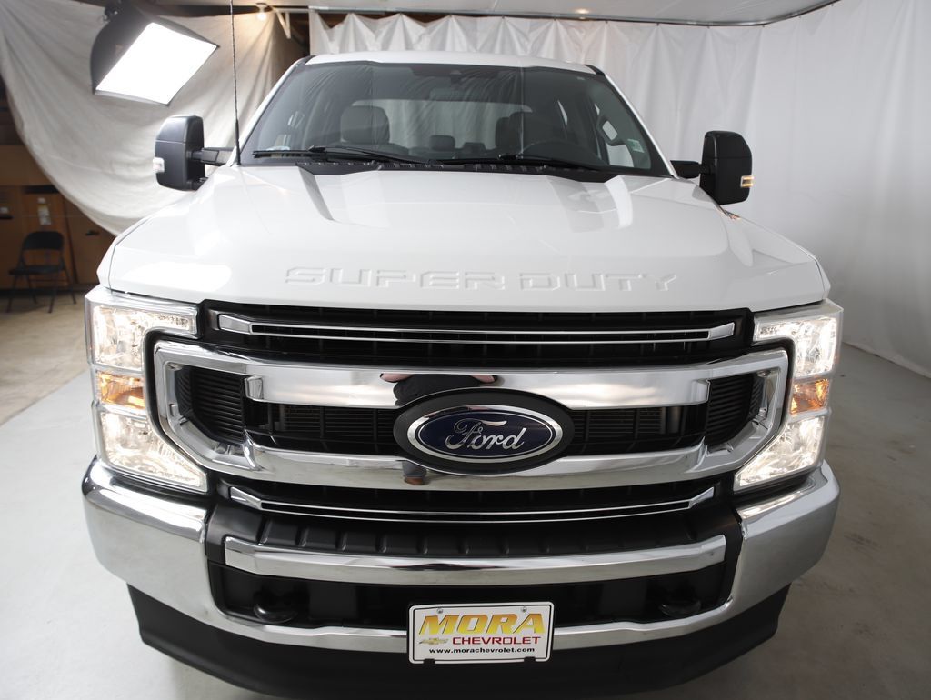 Used 2022 Ford F250 XLT w/ FX4 Off-Road Package AWD/4WD image 9