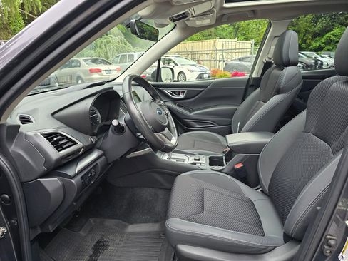 Used 2020 Subaru Forester Premium AWD/4WD image 8