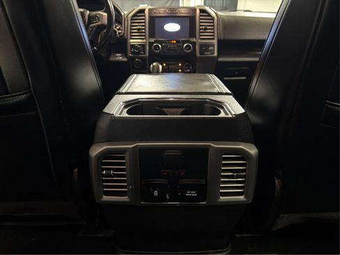 Used 2017 Ford F150 Platinum w/ Equipment Group 701A Luxury AWD/4WD image 22
