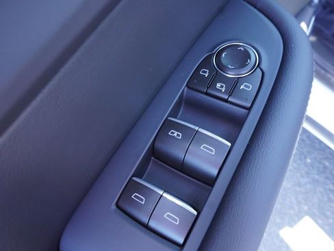 New 2026 Buick Enclave Avenir AWD/4WD image 17