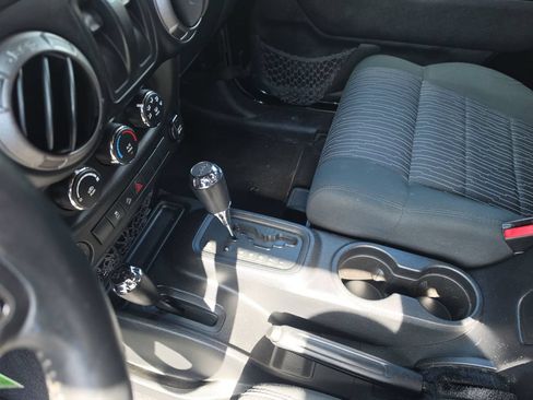 Used 2011 Jeep Wrangler Sport AWD/4WD image 21