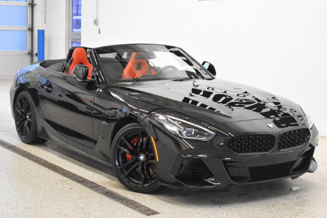 Used 2022 BMW Z4 M40i w/ Premium Package RWD image 1