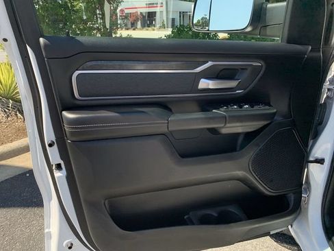 Used 2019 RAM 1500 Big Horn RWD image 17