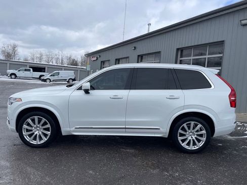 Used 2018 Volvo XC90 T6 Inscription w/ Convenience Package image 3