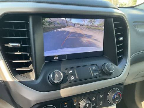 Used 2023 GMC Acadia Denali AWD/4WD image 22