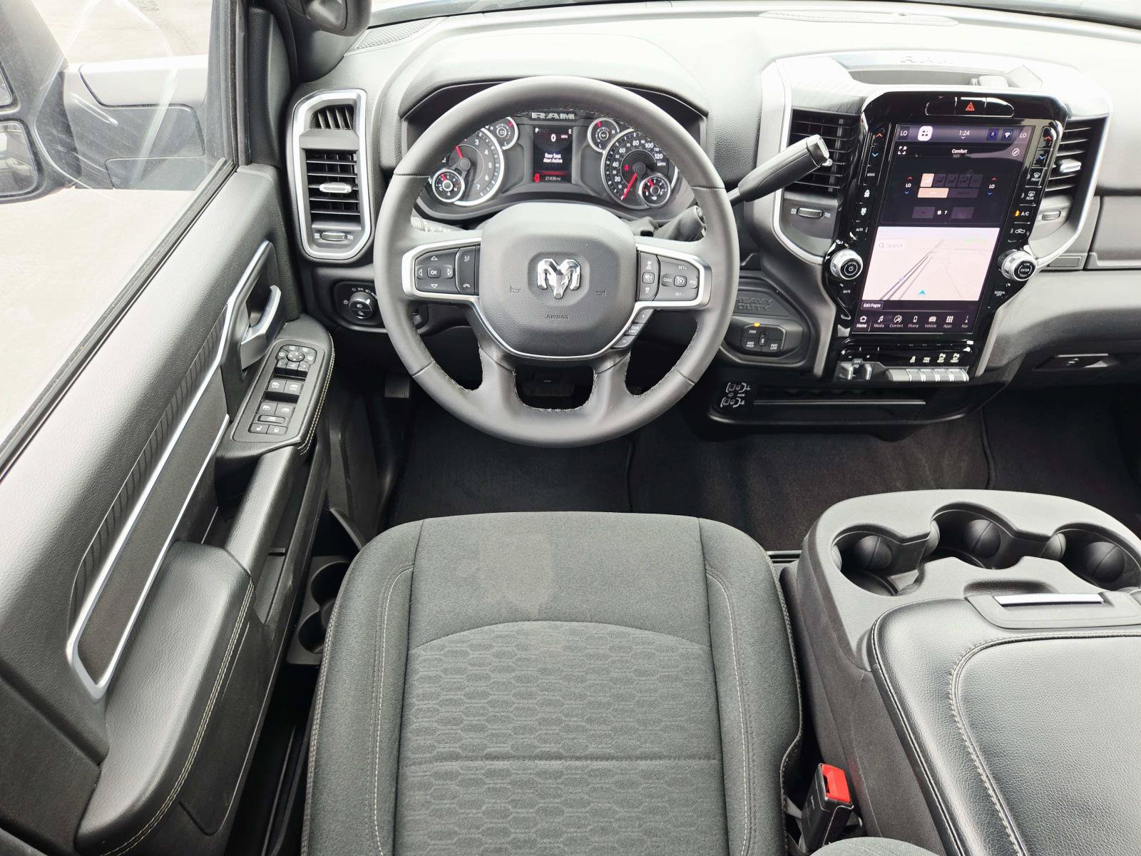 Used 2025 RAM 2500 Big Horn AWD/4WD image 11