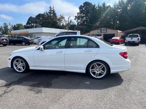 Used 2014 Mercedes-Benz C 250 Sedan image 42