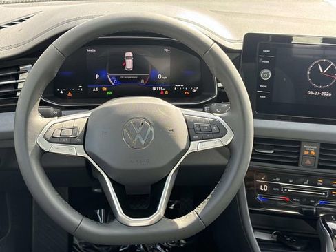 New 2026 Volkswagen Jetta SE FWD image 8