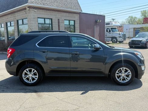 Used 2017 Chevrolet Equinox LT FWD image 4