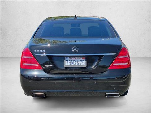 Used 2011 Mercedes-Benz S 550 image 6