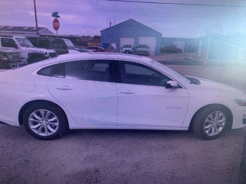 Used 2024 Chevrolet Malibu LT image 6