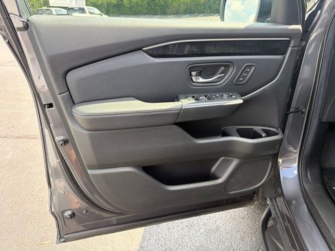 Certified 2024 Honda Pilot Elite image 18
