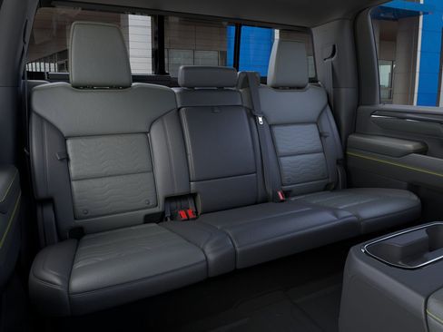 New 2026 Chevrolet Silverado 2500 ZR2 w/ LPO, Dark Essentials Package image 17