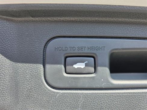 Used 2023 Honda Pilot TrailSport image 20