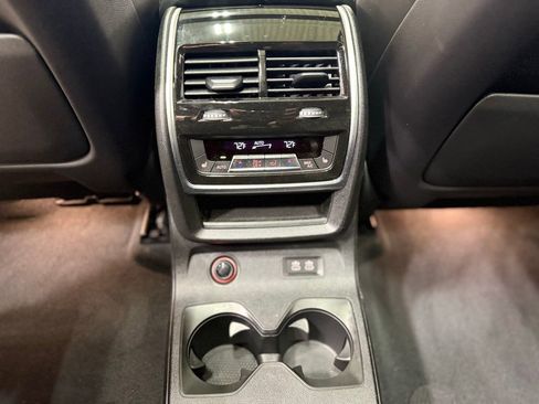 Used 2025 BMW ALPINA XB7 image 59