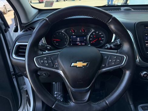 Used 2020 Chevrolet Equinox LT image 10