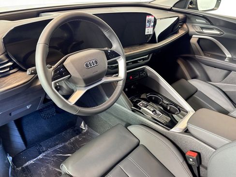 New 2025 Audi Q5 Premium Plus image 11