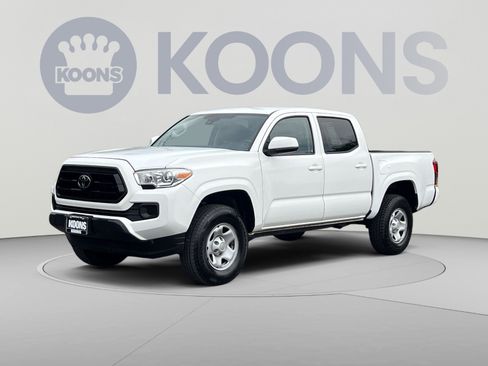 Used 2023 Toyota Tacoma SR AWD/4WD image 4