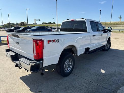Used 2023 Ford F250 XL w/ FX4 Off-Road Package AWD/4WD image 10