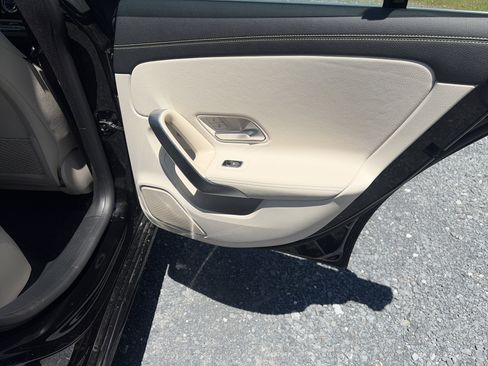 Used 2025 Mercedes-Benz CLA 250 4MATIC image 23