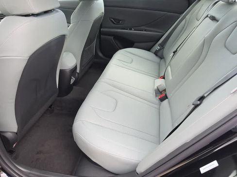 New 2026 Hyundai Elantra Limited FWD image 21