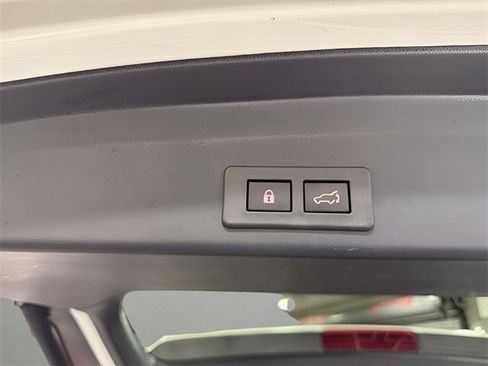 Certified 2024 Subaru Ascent Premium w/ Convenience Package image 36