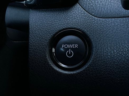 Used 2025 Toyota Camry LE image 27