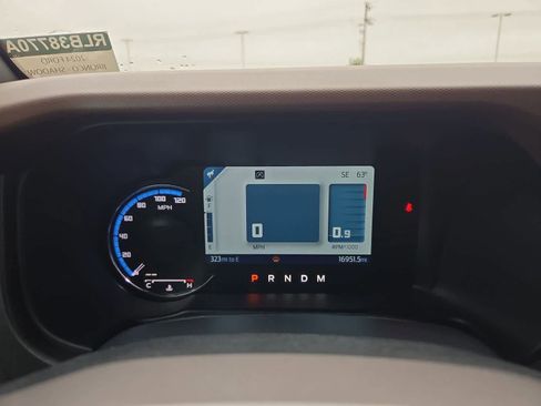 Used 2024 Ford Bronco Outer Banks AWD/4WD image 31