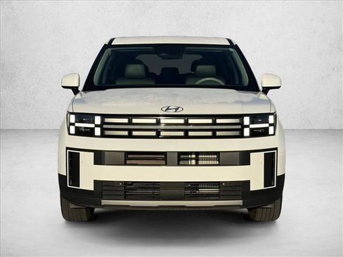 Used 2024 Hyundai Santa Fe SE image 3