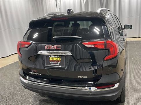 Used 2021 GMC Terrain SLT image 7
