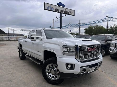 Used 2017 GMC Sierra 2500 Denali w/ Duramax Plus Package image 1