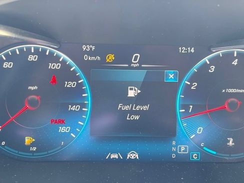 Used 2021 Mercedes-Benz GLC 300 4MATIC image 20
