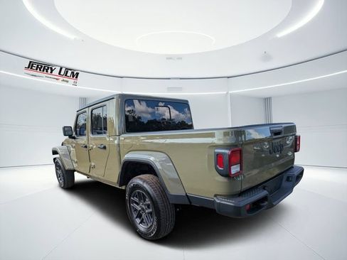 New 2026 Jeep Gladiator Sport AWD/4WD image 5