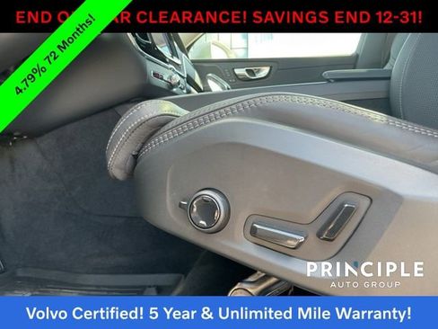 Certified 2023 Volvo XC60 B5 Ultimate w/ Climate Package image 28