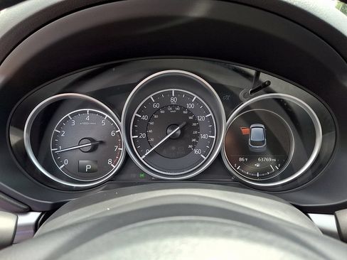 Used 2018 MAZDA CX-5 Touring w/ Preferred Equipment Package FWD image 20