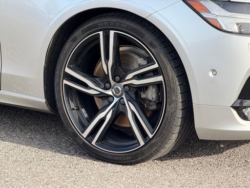 Used 2019 Volvo V90 T6 R-Design w/ Advanced Package image 26