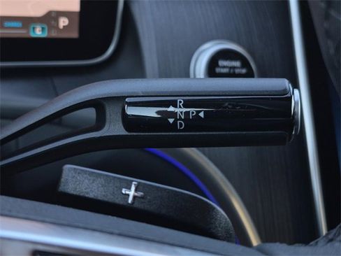 Certified 2025 Mercedes-Benz GLC 300 image 18