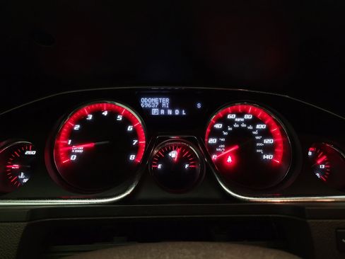 Used 2015 GMC Acadia Denali AWD/4WD image 23