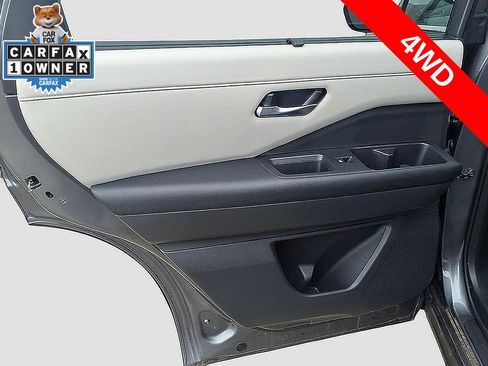 Used 2023 Nissan Pathfinder SL AWD/4WD image 20