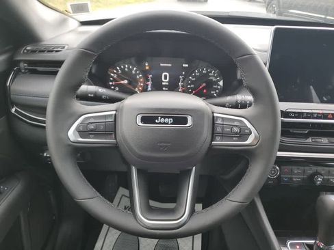 New 2026 Jeep Compass Limited image 18