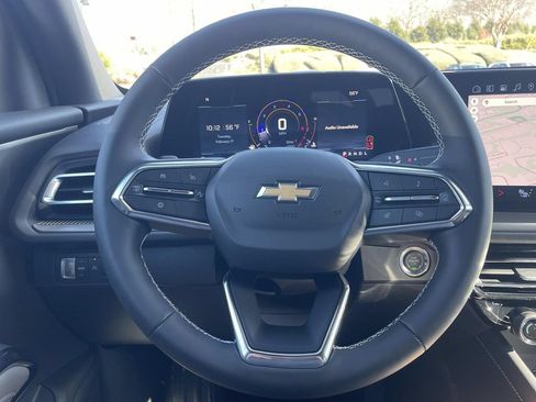 New 2026 Chevrolet Traverse LT image 40