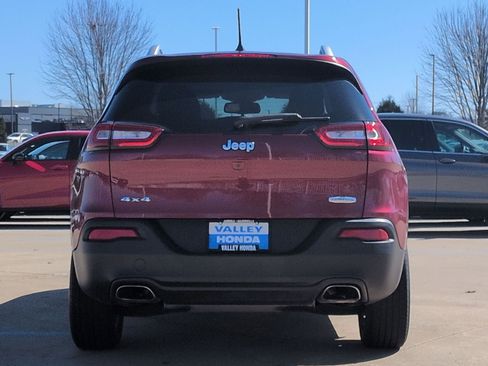 Used 2017 Jeep Cherokee Latitude w/ Cold Weather Group image 7