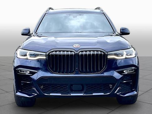 Certified 2022 BMW X7 M50i w/ Dynamic Handling Package AWD/4WD image 4