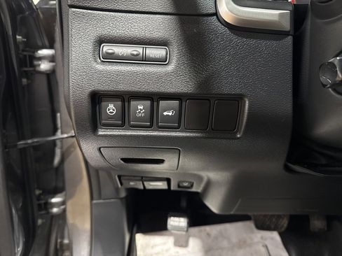 Used 2017 Nissan Murano Platinum w/ Platinum Technology Package image 22