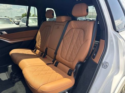 Certified 2024 BMW X7 xDrive40i w/ M Sport Package AWD/4WD image 20