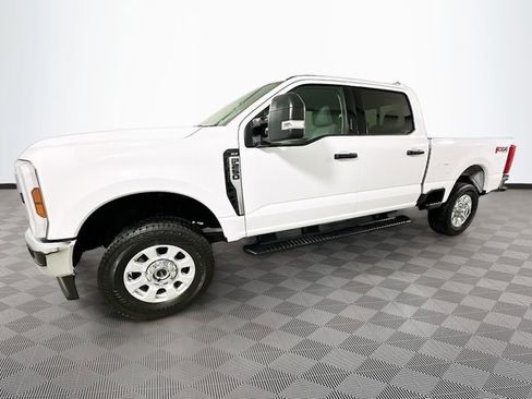 Certified 2024 Ford F250 XLT w/ FX4 Off-Road Package image 4