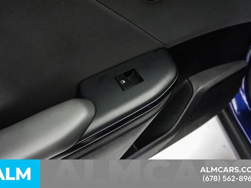 Used 2025 Kia K4 LXS image 50