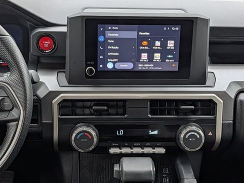 Used 2024 Toyota Tacoma TRD Off-Road image 15