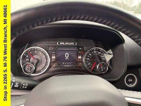 Used 2021 RAM 1500 Big Horn AWD/4WD image 16