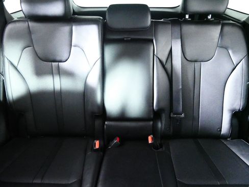 Used 2022 Kia Sorento S AWD/4WD image 13